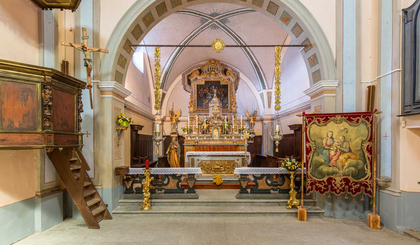 Carona Chiesa S. Omobono abside
